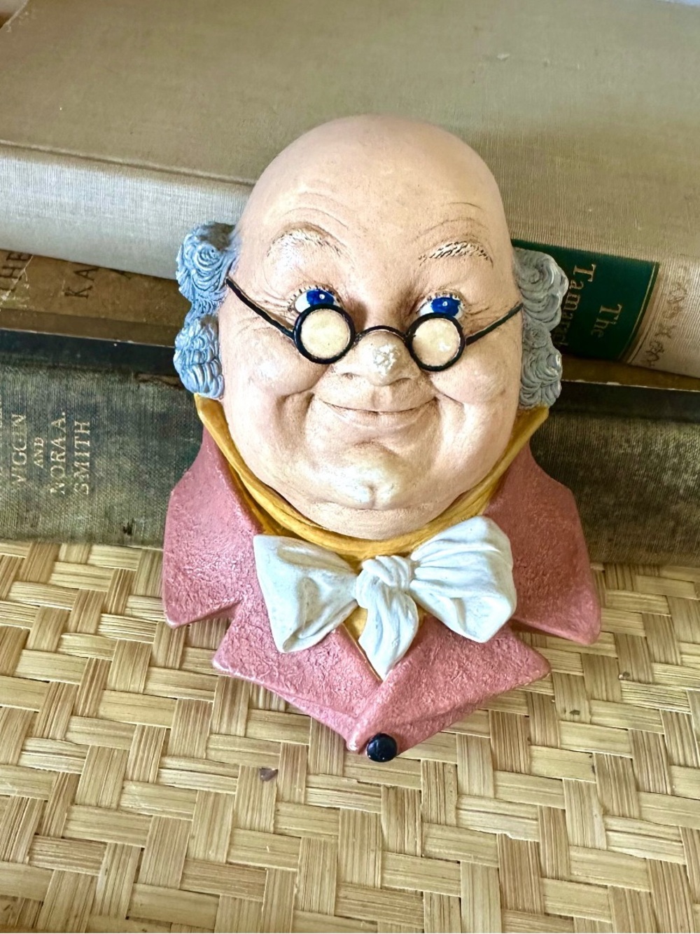 Vintage 1964 Bossons England chalkware wall hanging figurine of Mr. Pickwick